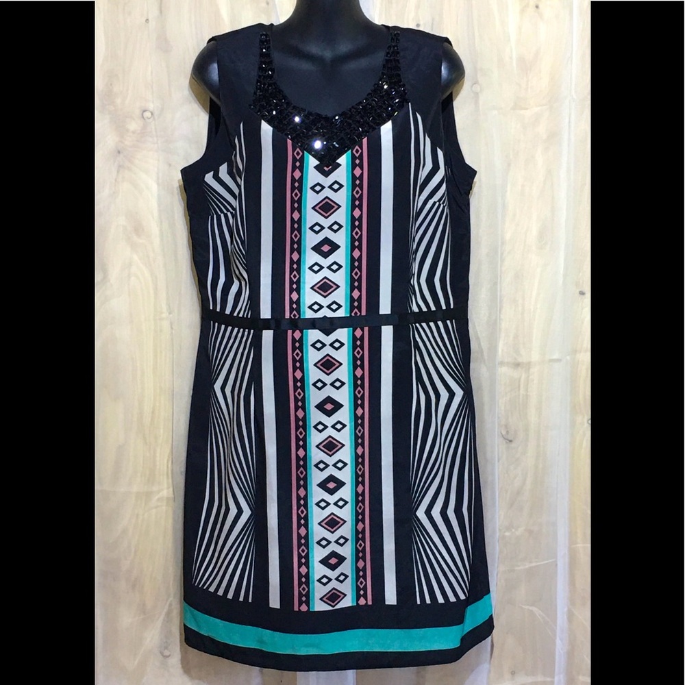 Suzy Shier women classy dress Large